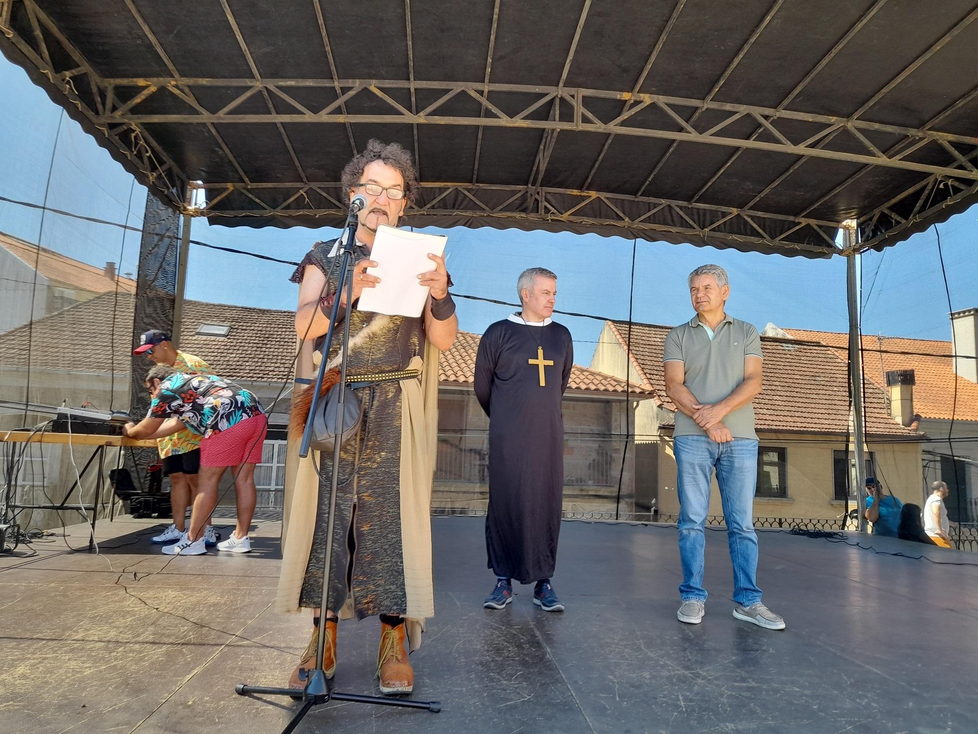 A Cañiza acolleu este 30 de xullo o seu 1º entroido de verán