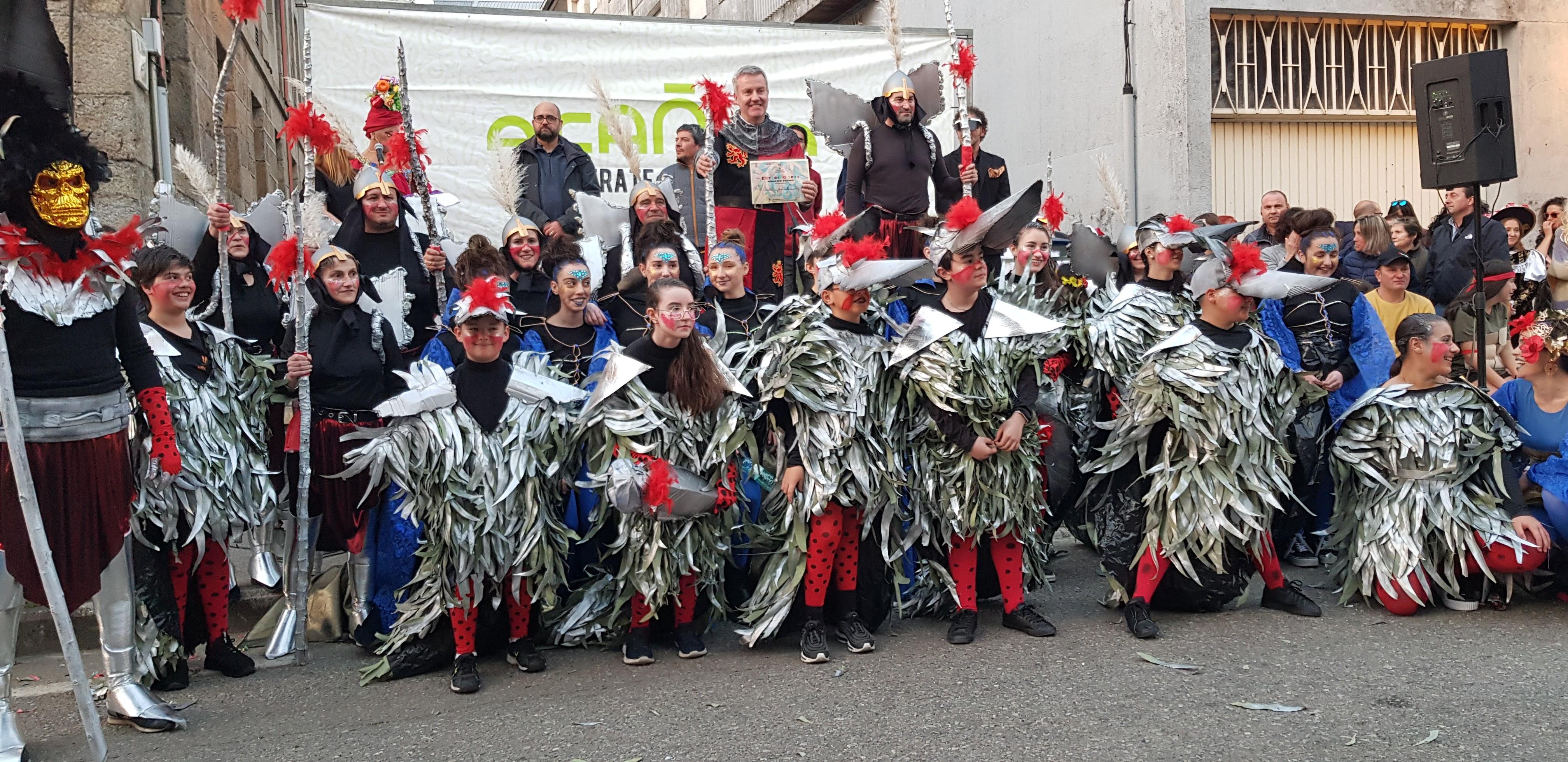 A Cañiza volve a celebrar o seu entroido co «Concurso de Comparsas» que congregou este domingo a centos de veciñ@s e case 200 participantes na rúas do Centro.