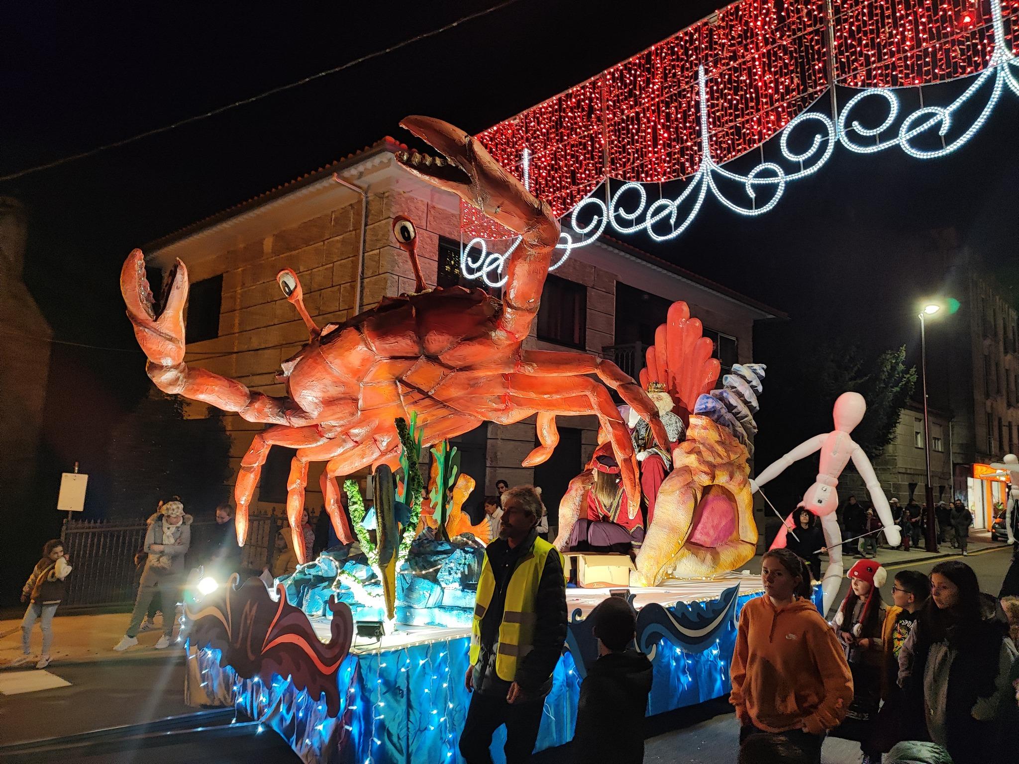 Cabalgata de Reis 2023. Imaxes do desfile polas rúas da Vila