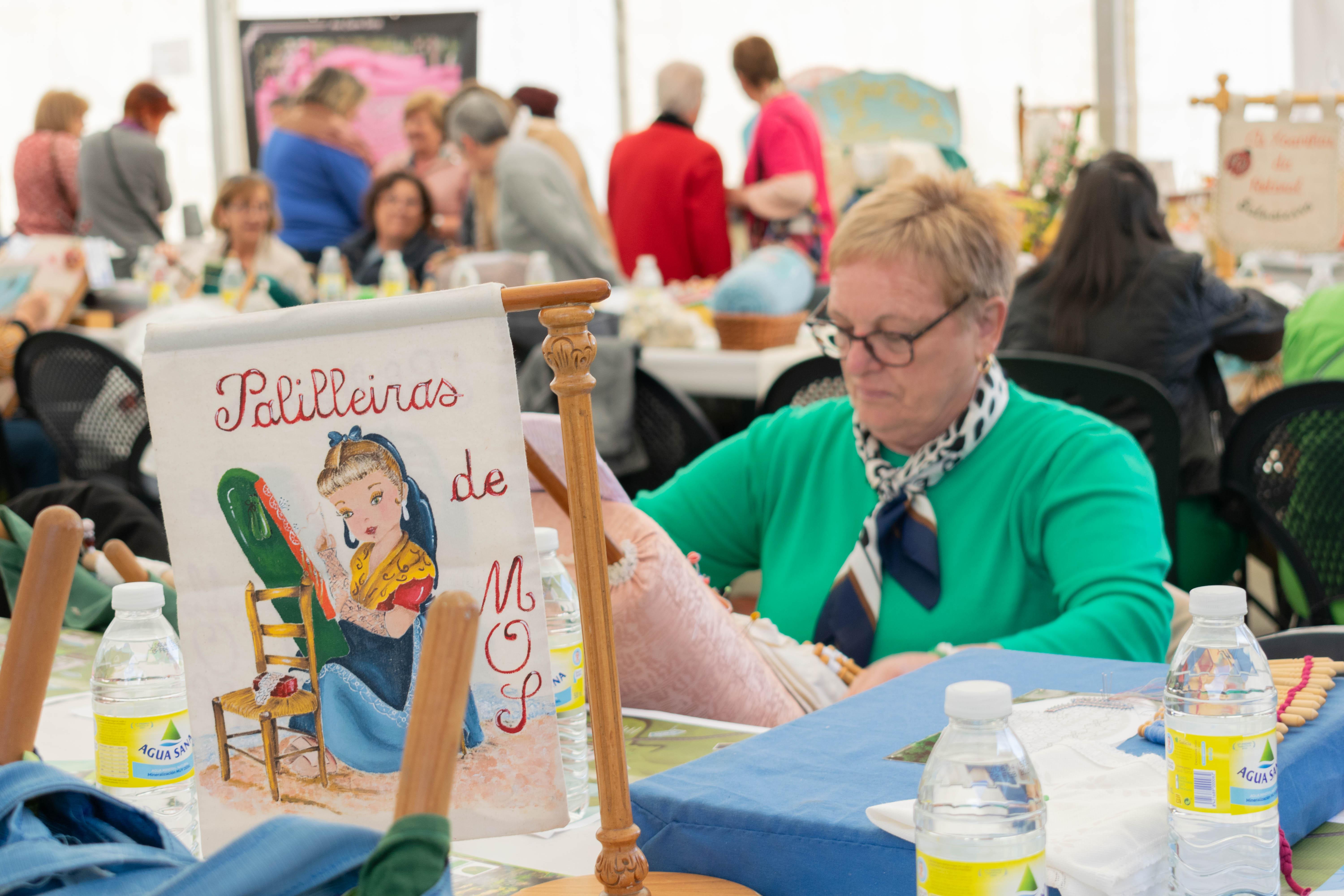 Valeixe acolleu este 1º domingo de abril a «II MOSTRA DE PALILLEIRAS Concello da Cañiza»
