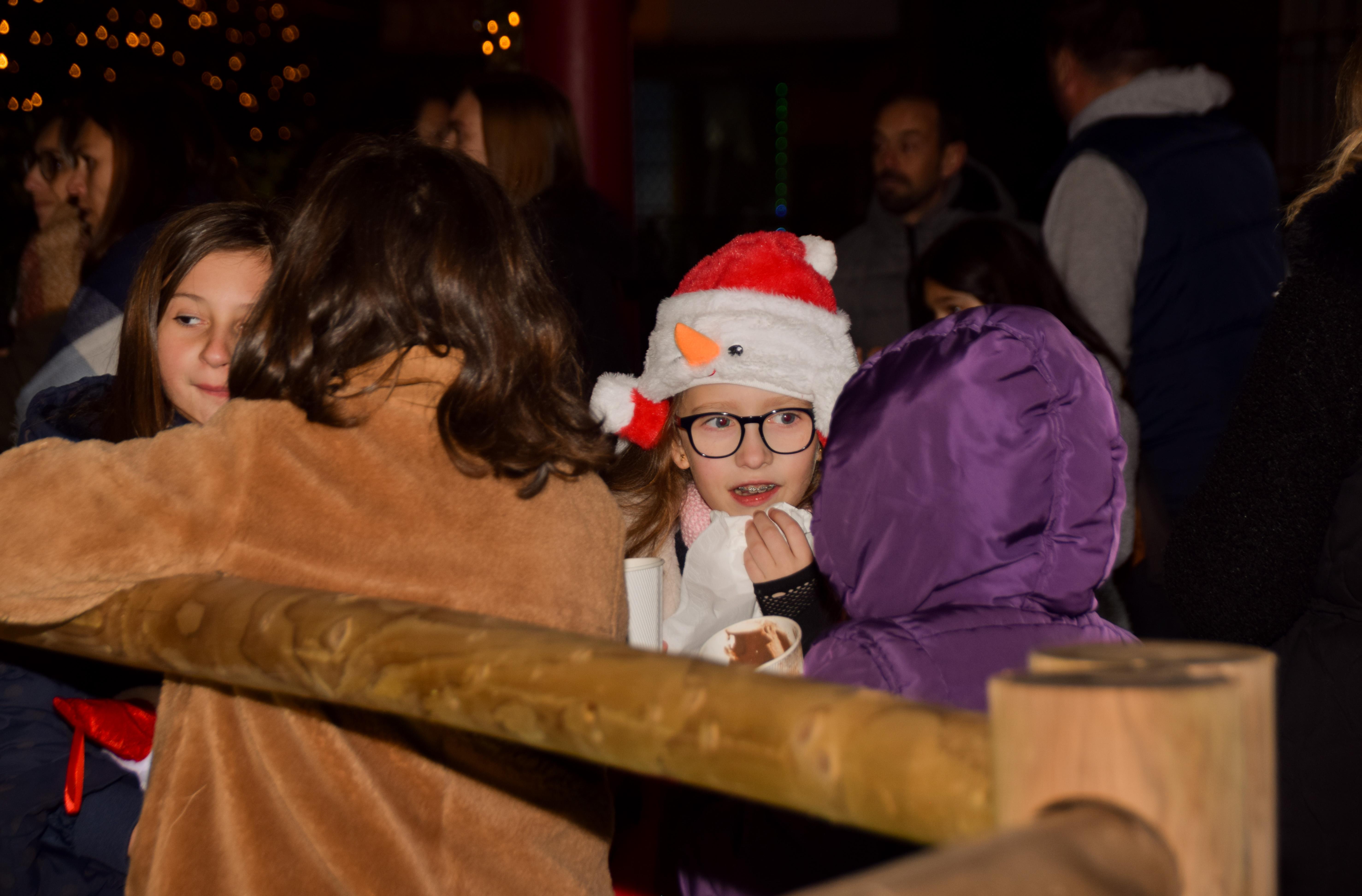 Este domingo inauguramos as Festas de Nadal co acendido do alumeado e unha gran chocolatada 