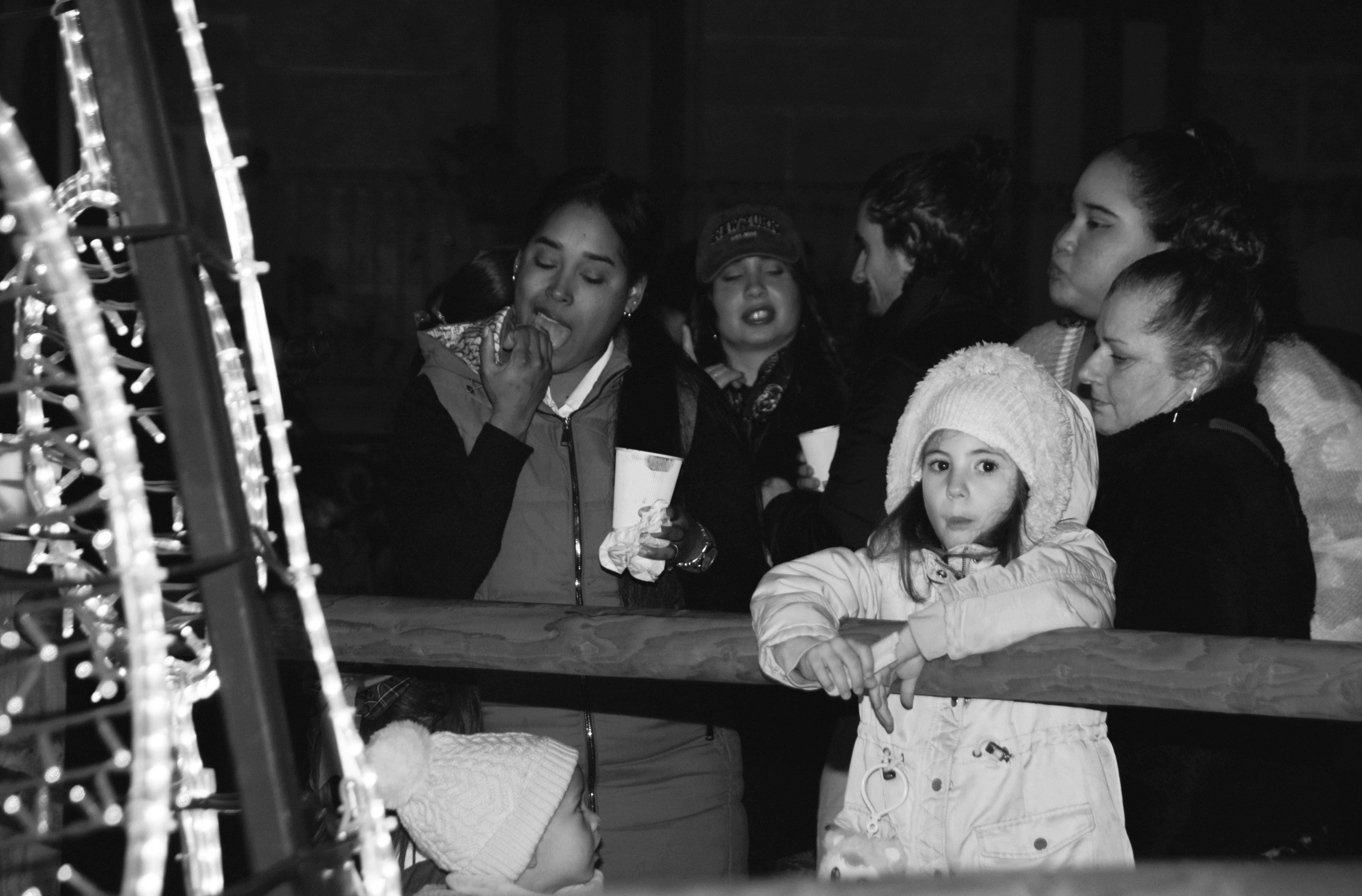 Este domingo inauguramos as Festas de Nadal co acendido do alumeado e unha gran chocolatada 