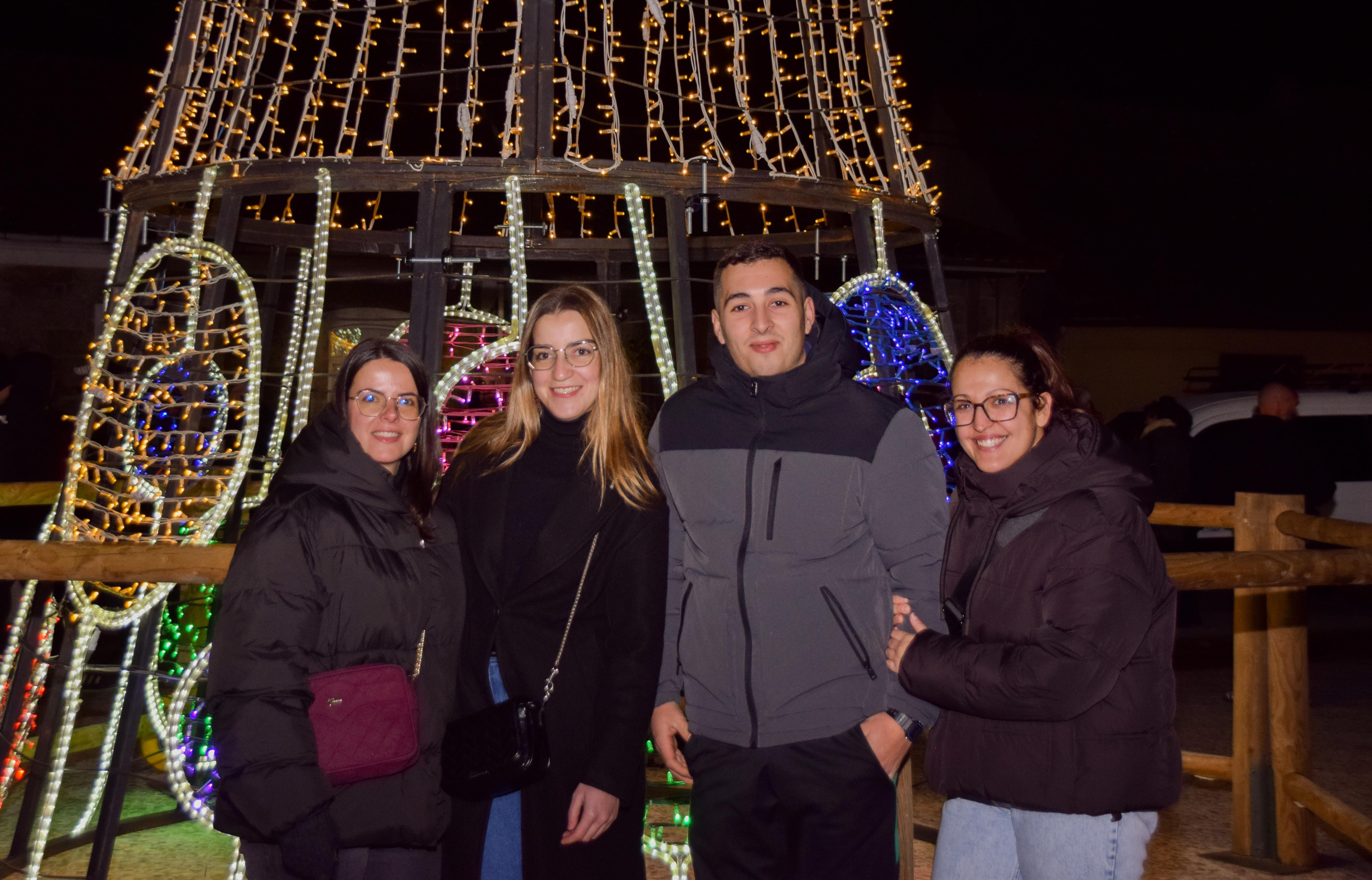 Este domingo inauguramos as Festas de Nadal co acendido do alumeado e unha gran chocolatada 