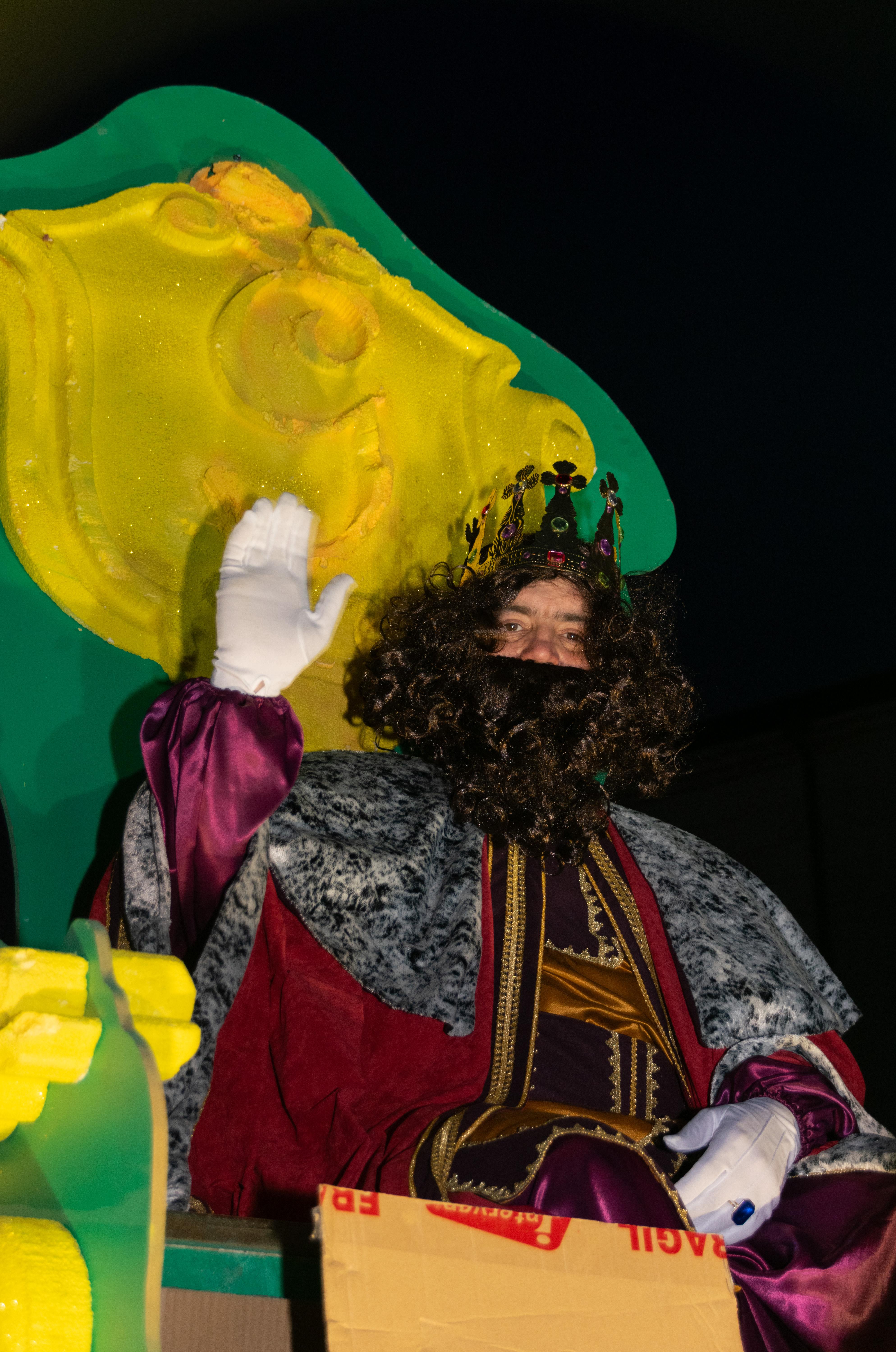 CABALGATA DE REIS 2025: Os Reis Magos chegaron á Cañiza o 4 de xaneiro repartindo ilusión, maxia e moitos caramelos