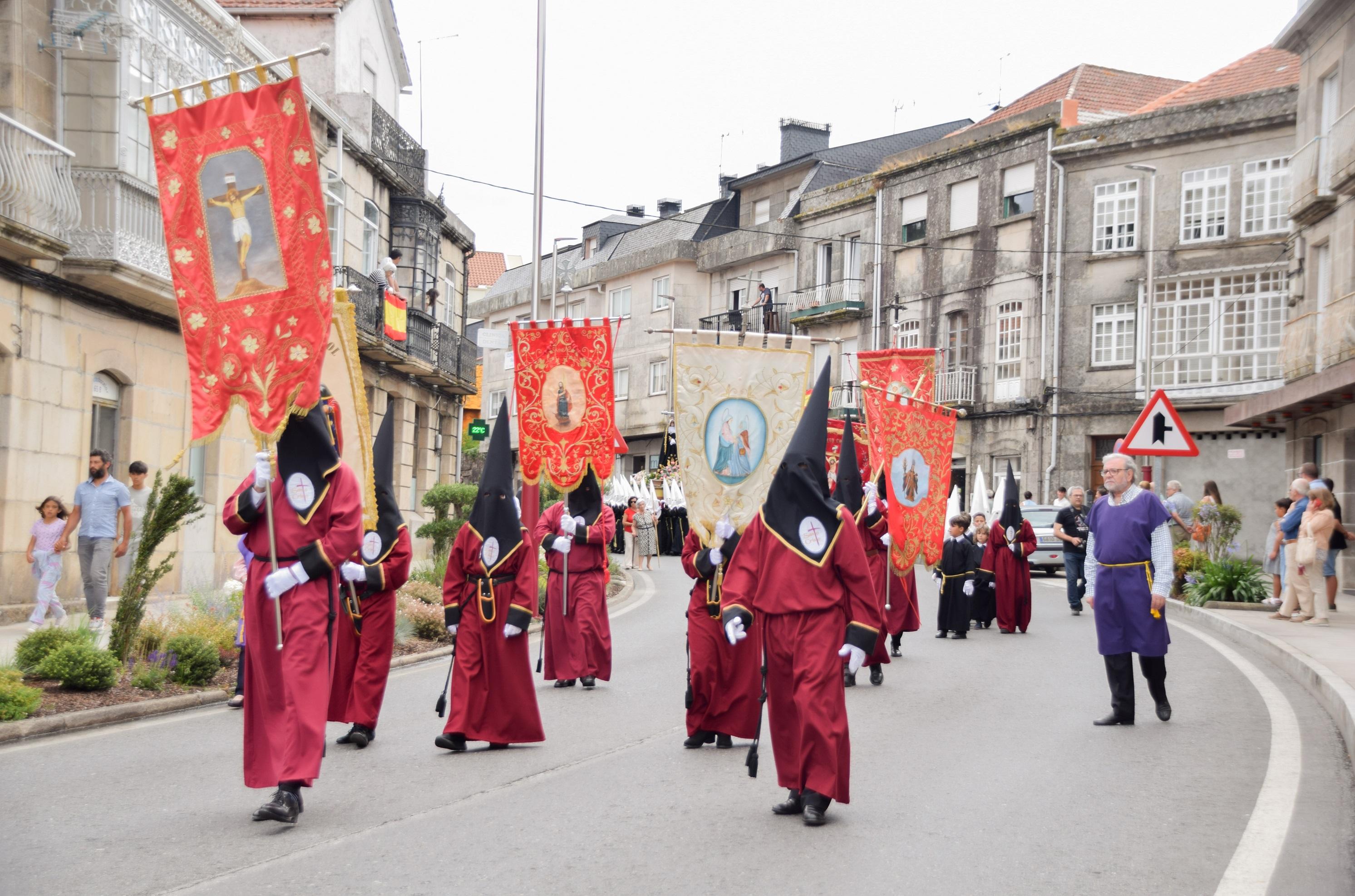 A Cañiza celebrou con devoción a festividade na honra do Santísimo Cristo da Agonía