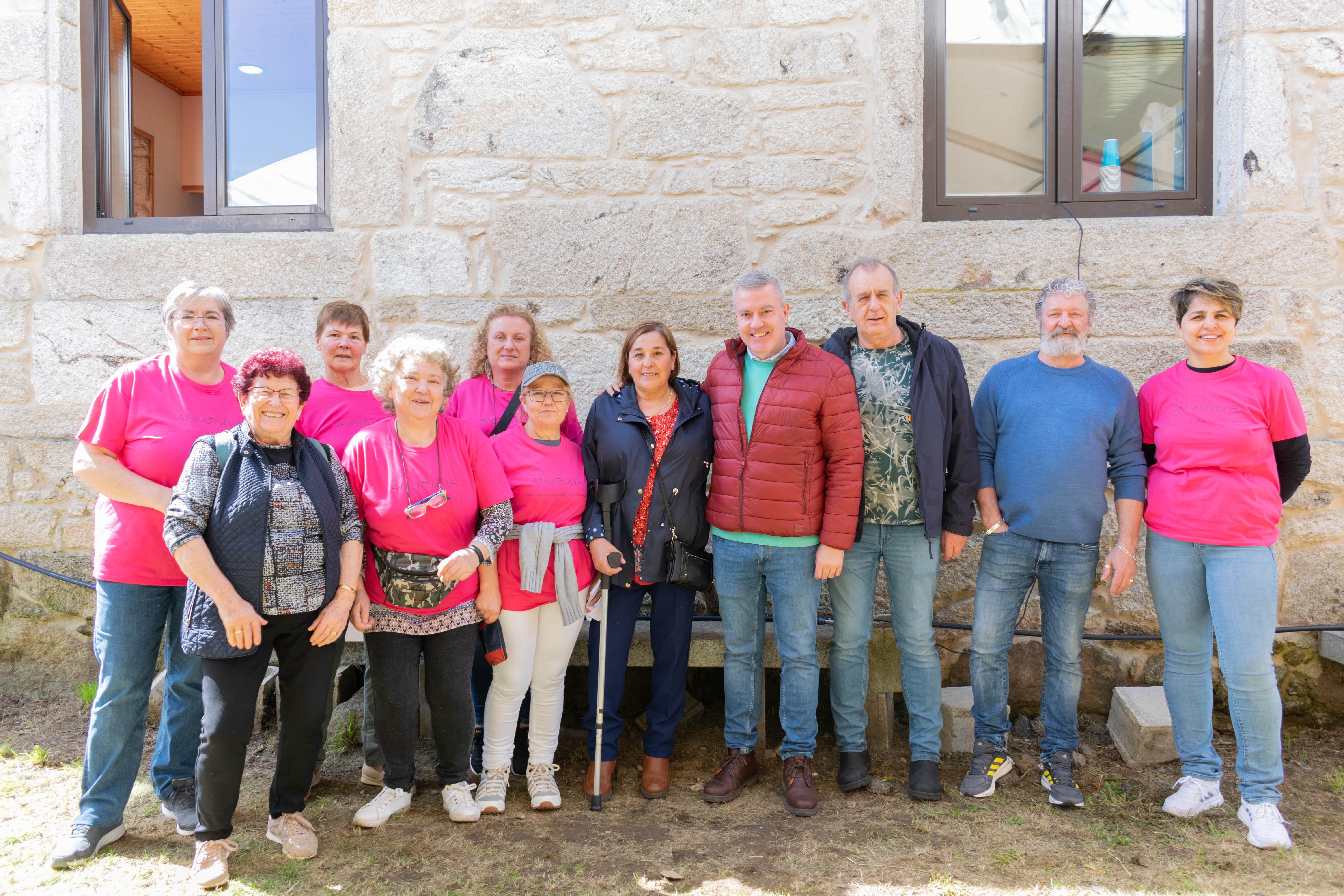 Valeixe acolleu este 1º domingo de abril a «II MOSTRA DE PALILLEIRAS Concello da Cañiza»