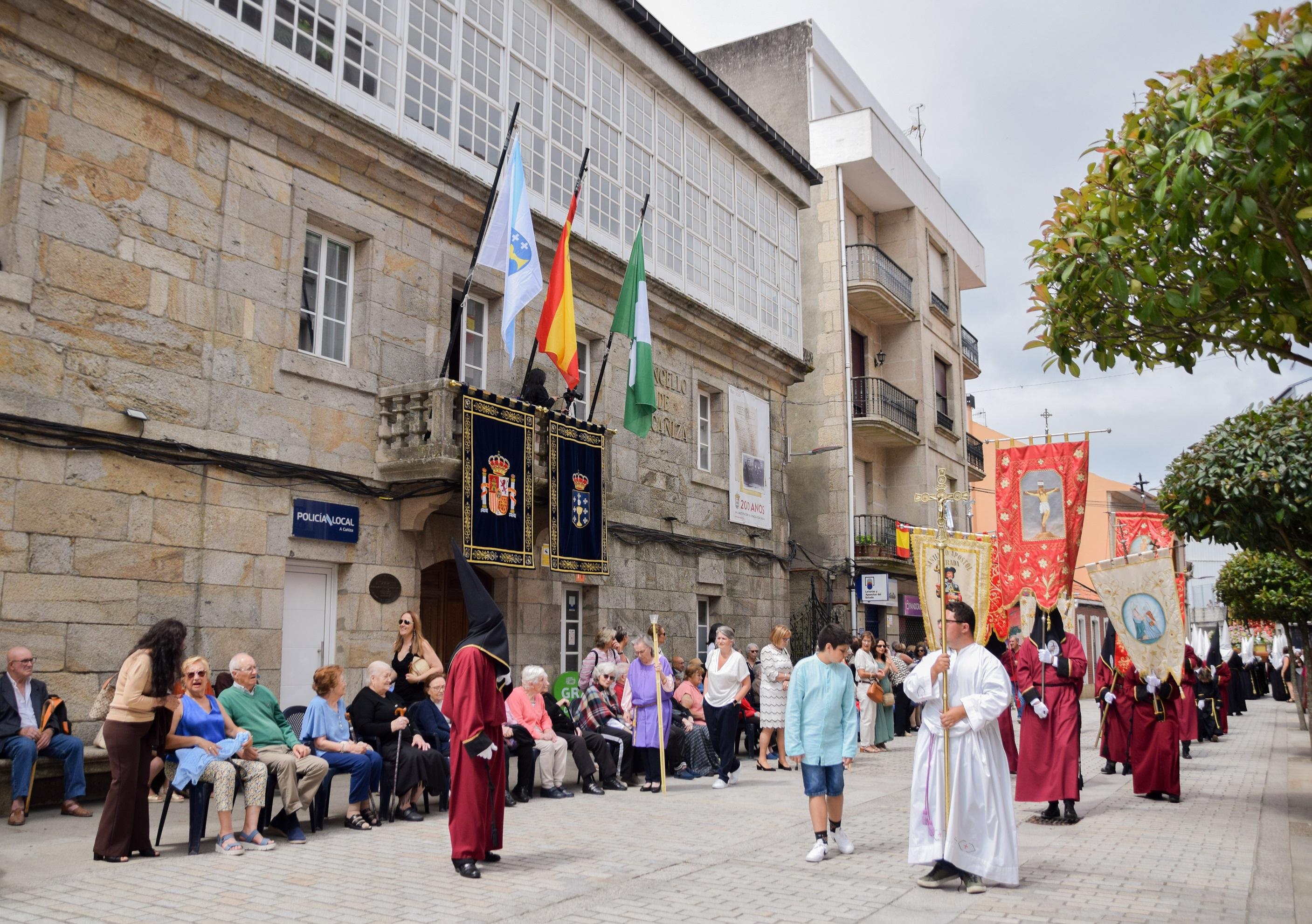 A Cañiza celebrou con devoción a festividade na honra do Santísimo Cristo da Agonía