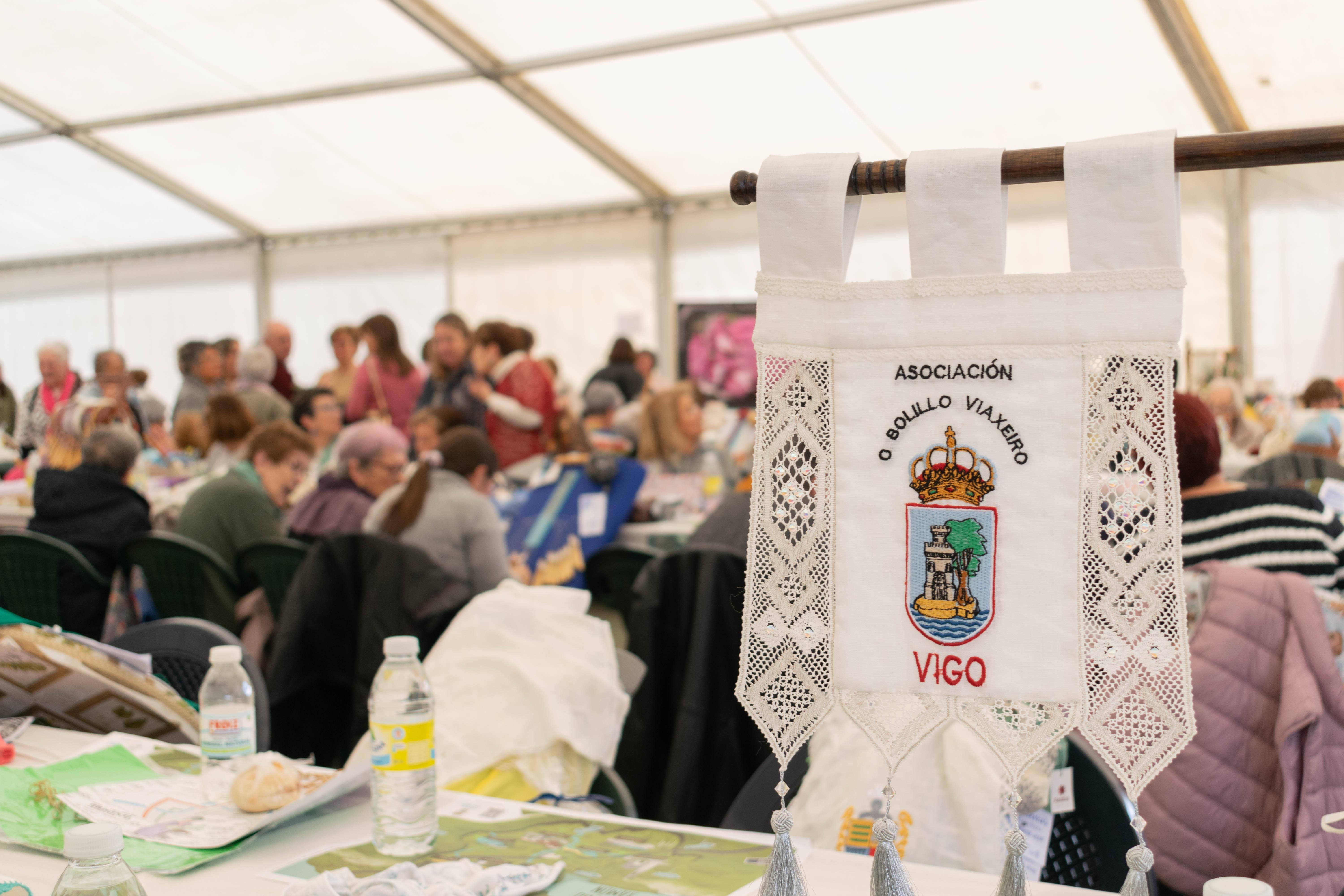 Valeixe acolleu este 1º domingo de abril a «II MOSTRA DE PALILLEIRAS Concello da Cañiza»