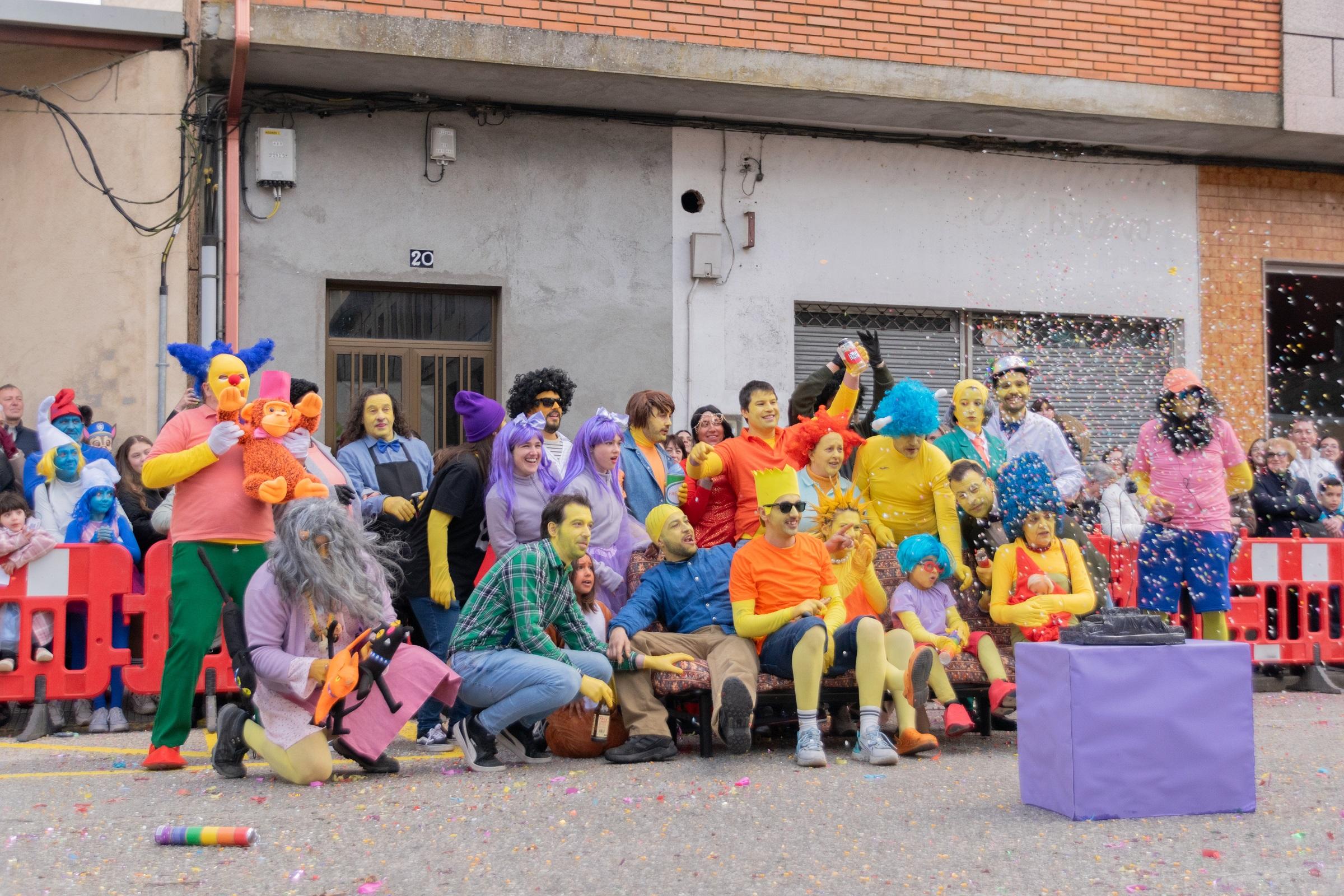 A Cañiza volve a superarse este sábado coa celebración do Concurso de Comparsas