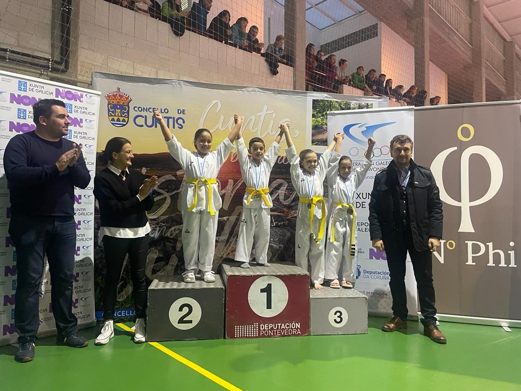 Novo éxito do deporte cañicense, nesta ocasión da man d@s alumn@s do clube asociado ao KIAP de VIgo Taekwondo, participantes na Copa XUnta de Técnica celebrada en Cuntis o 19 de novembro
