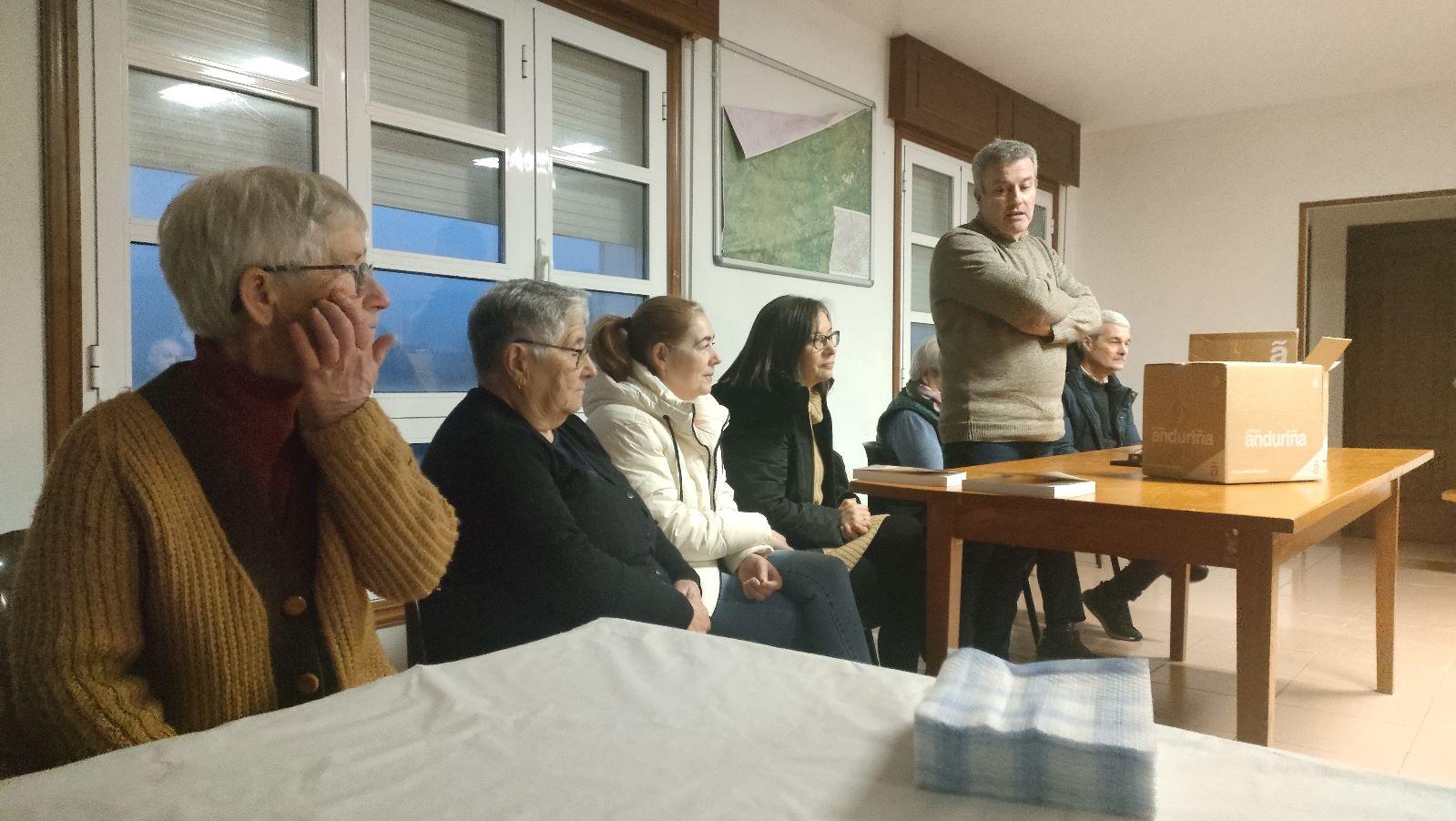 Presentación do Libro Historia da Vila das Achas o 20 de xaneiro, coincidindo coa festividade de San Sebastián, Patrono da Parroquia de Achas