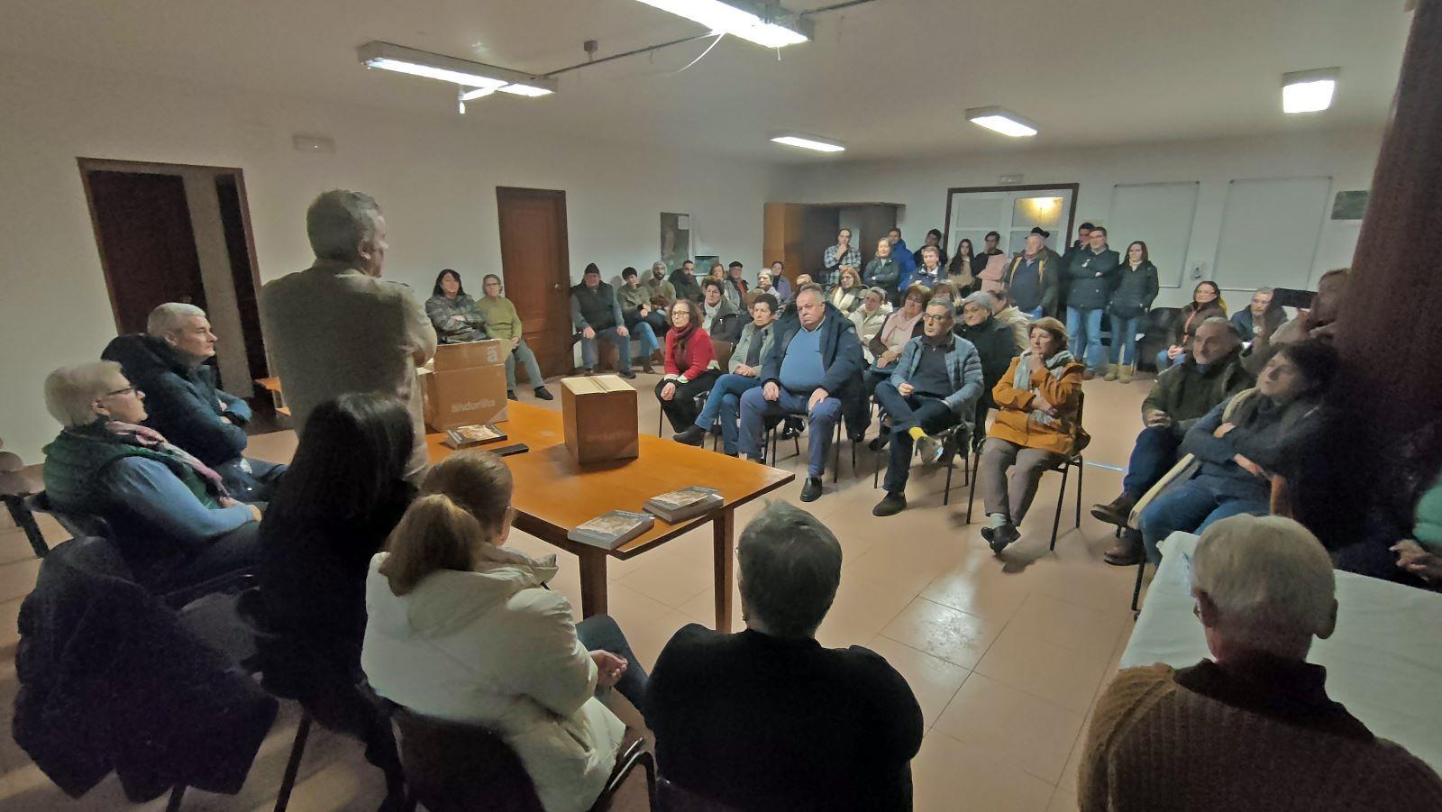 Presentación do Libro Historia da Vila das Achas o 20 de xaneiro, coincidindo coa festividade de San Sebastián, Patrono da Parroquia de Achas
