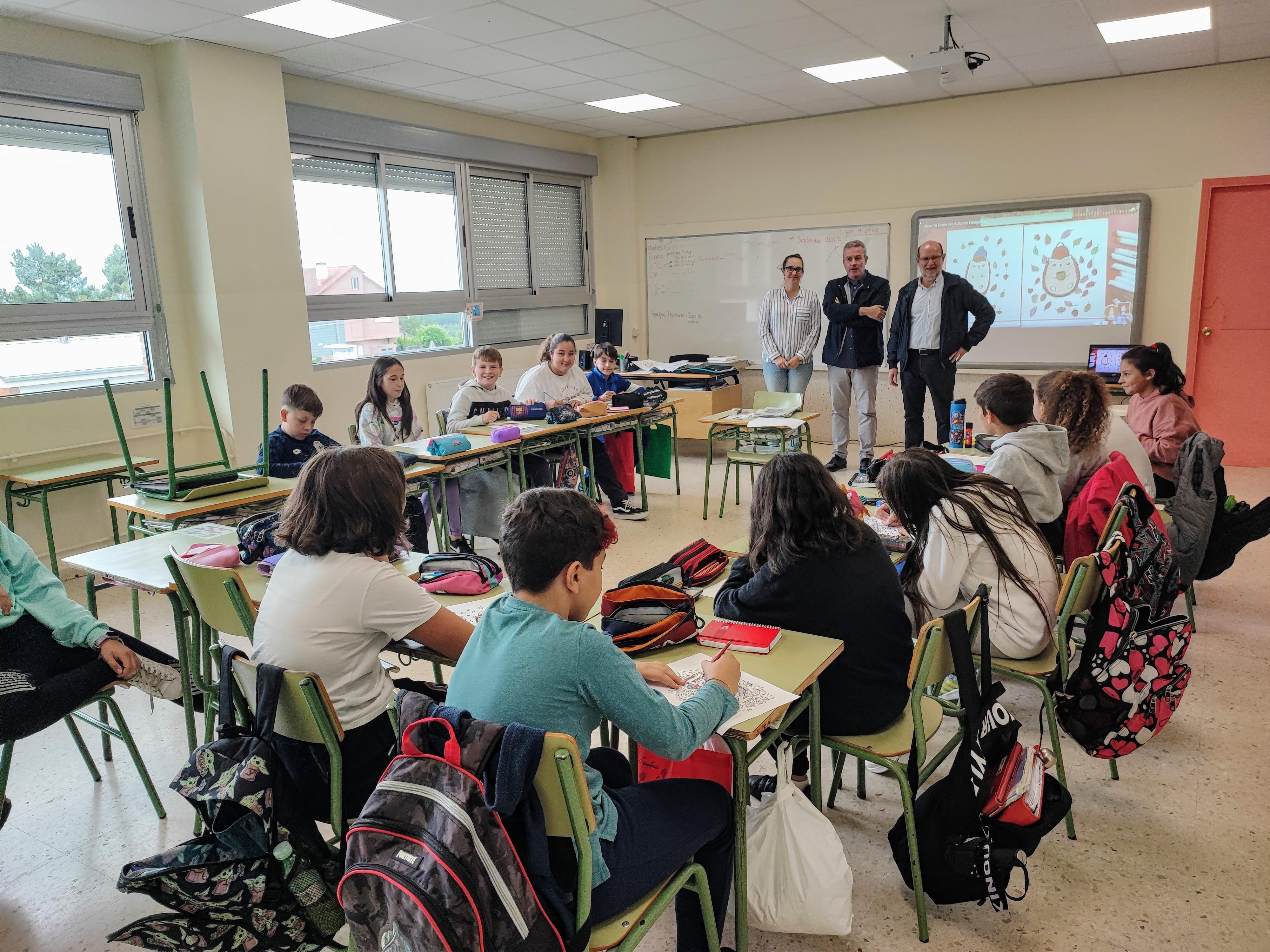 O Alcalde visita os centros escolares de Valeixe e A Cañiza con motivo do inicio do curso escolar 2022-2023