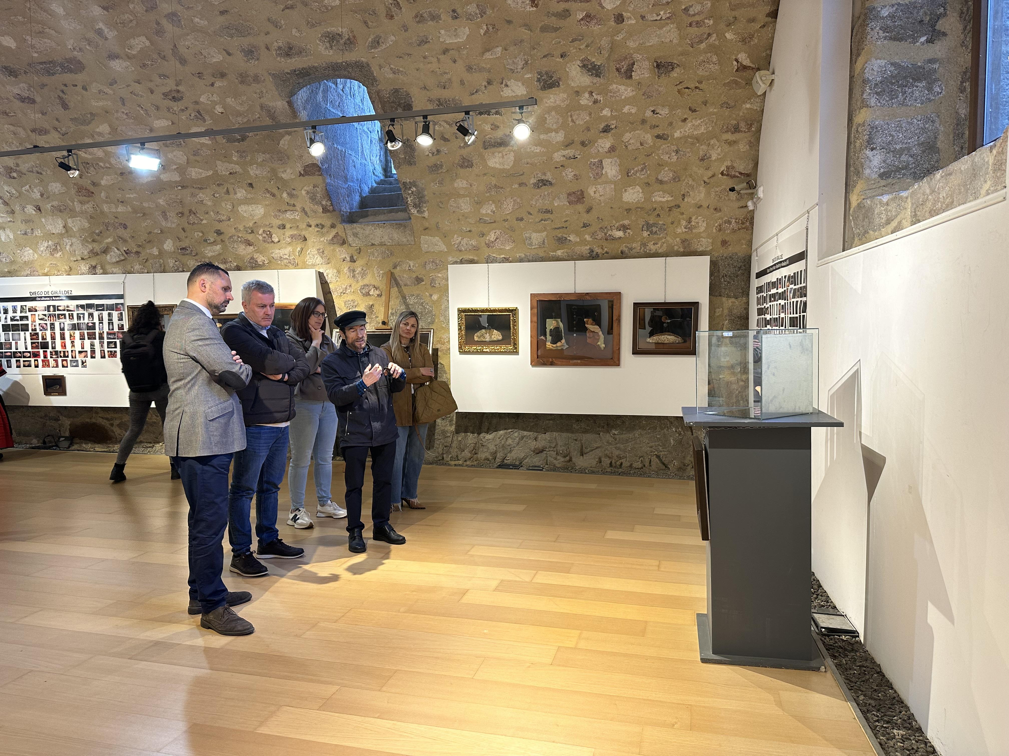« A ESENCIA DO REALISMO» : Título da exposición de arte que hoxe inaugura en Ávila noso artista máis universal, Diego de Giráldez.