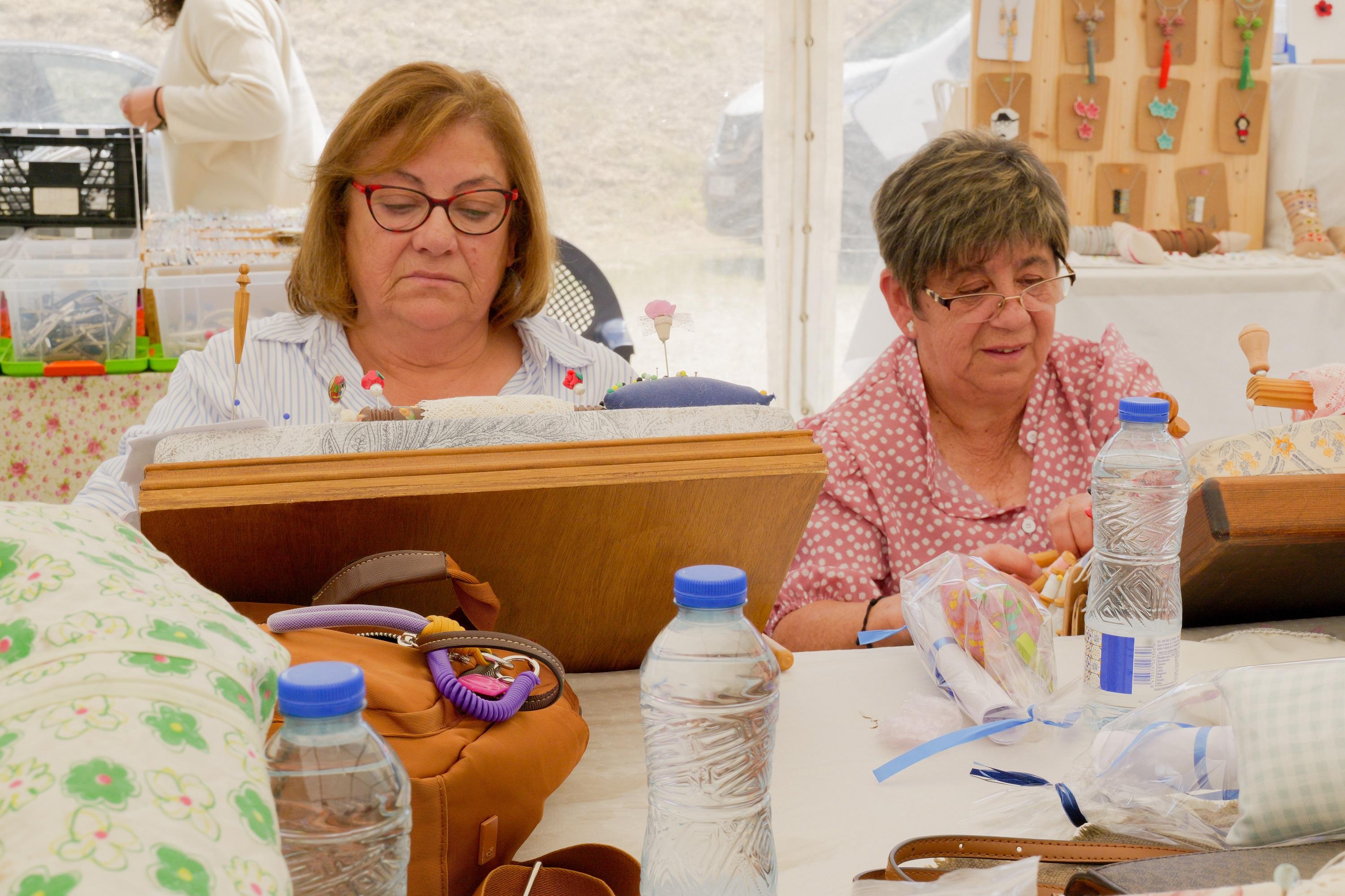Valeixe acolleu este 19 de maio a III Mostra de Palilleiras do Concello da Caniza