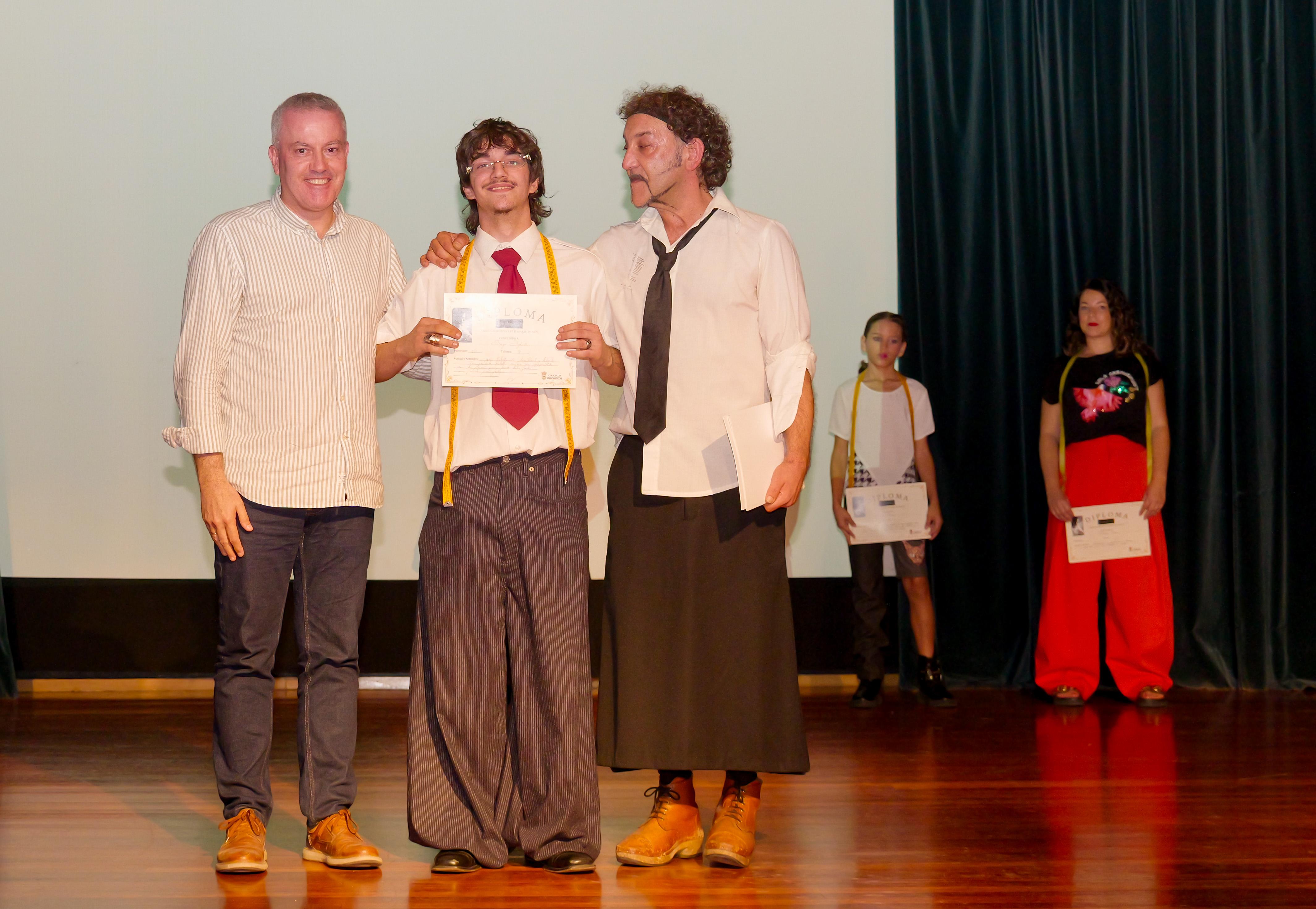 A Caniza celebrou a XI edición do Desfile de Moda «Curso de Deseño e Patronaxe de Cristóbal Vidal»
