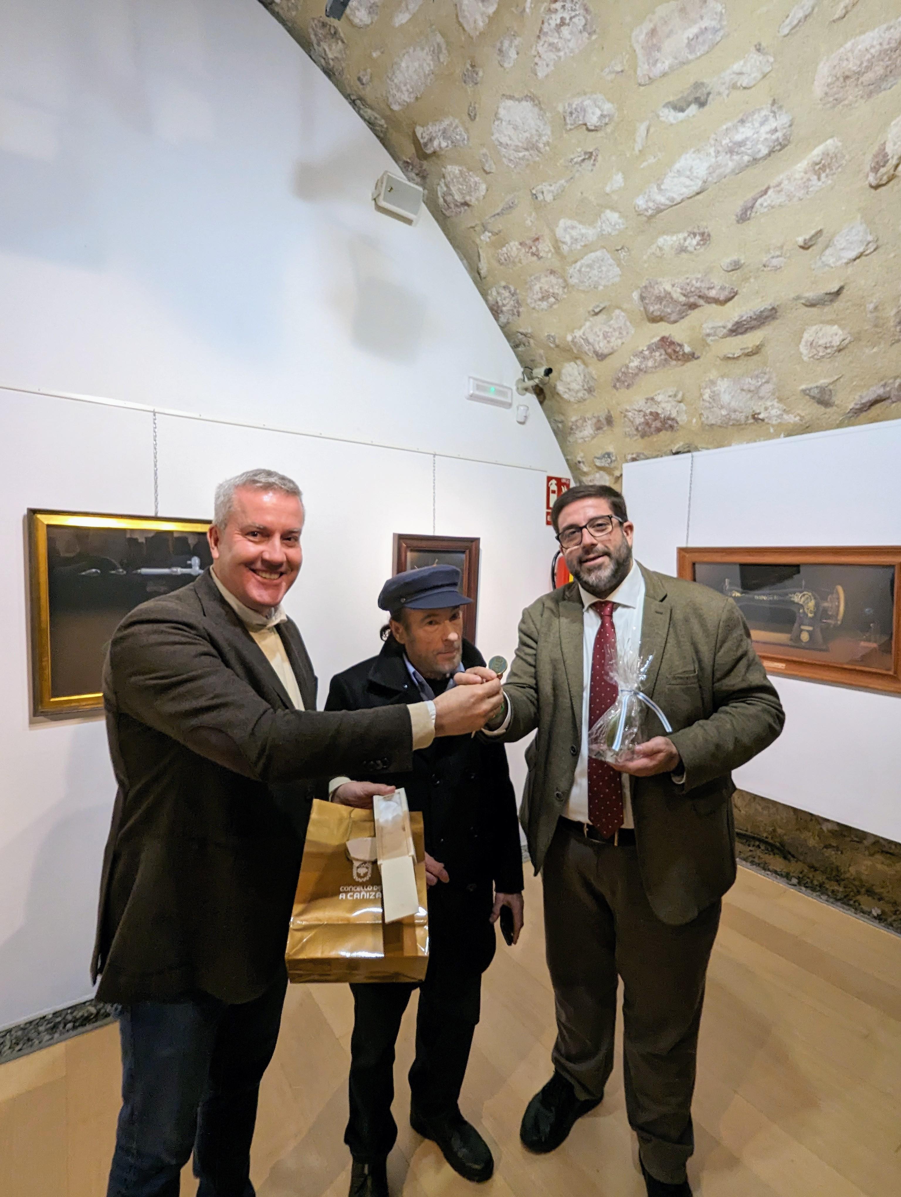 Un ano máis acompañamos en Ávila ao artista Diego De Giráldez na inauguración da súa exposición “De los primeros dibujos a la pintura actual”  