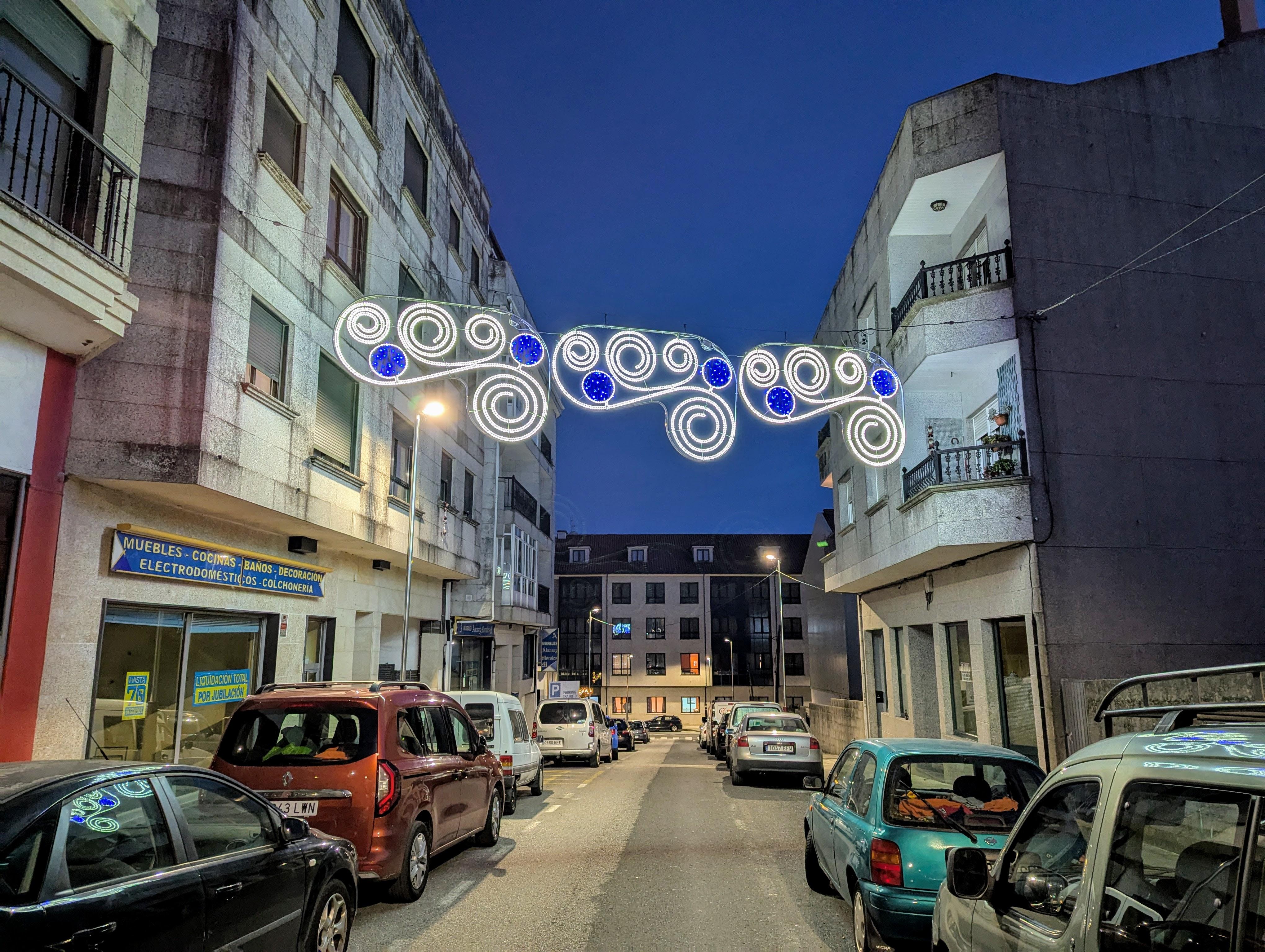 Presentamos a reportaxe das Luces da Cañiza neste Nadal 2024 & 2025