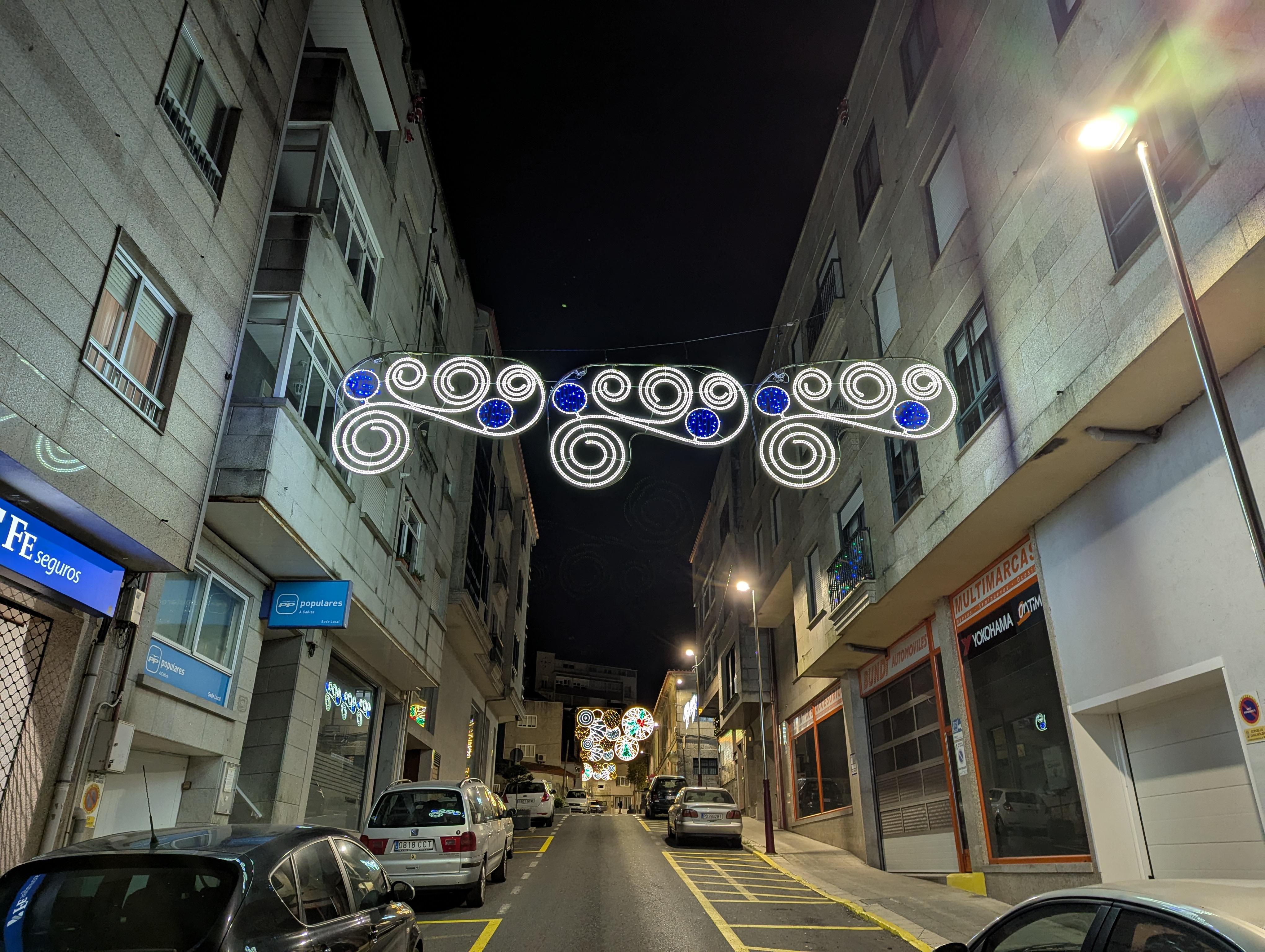 Presentamos a reportaxe das Luces da Cañiza neste Nadal 2024 & 2025