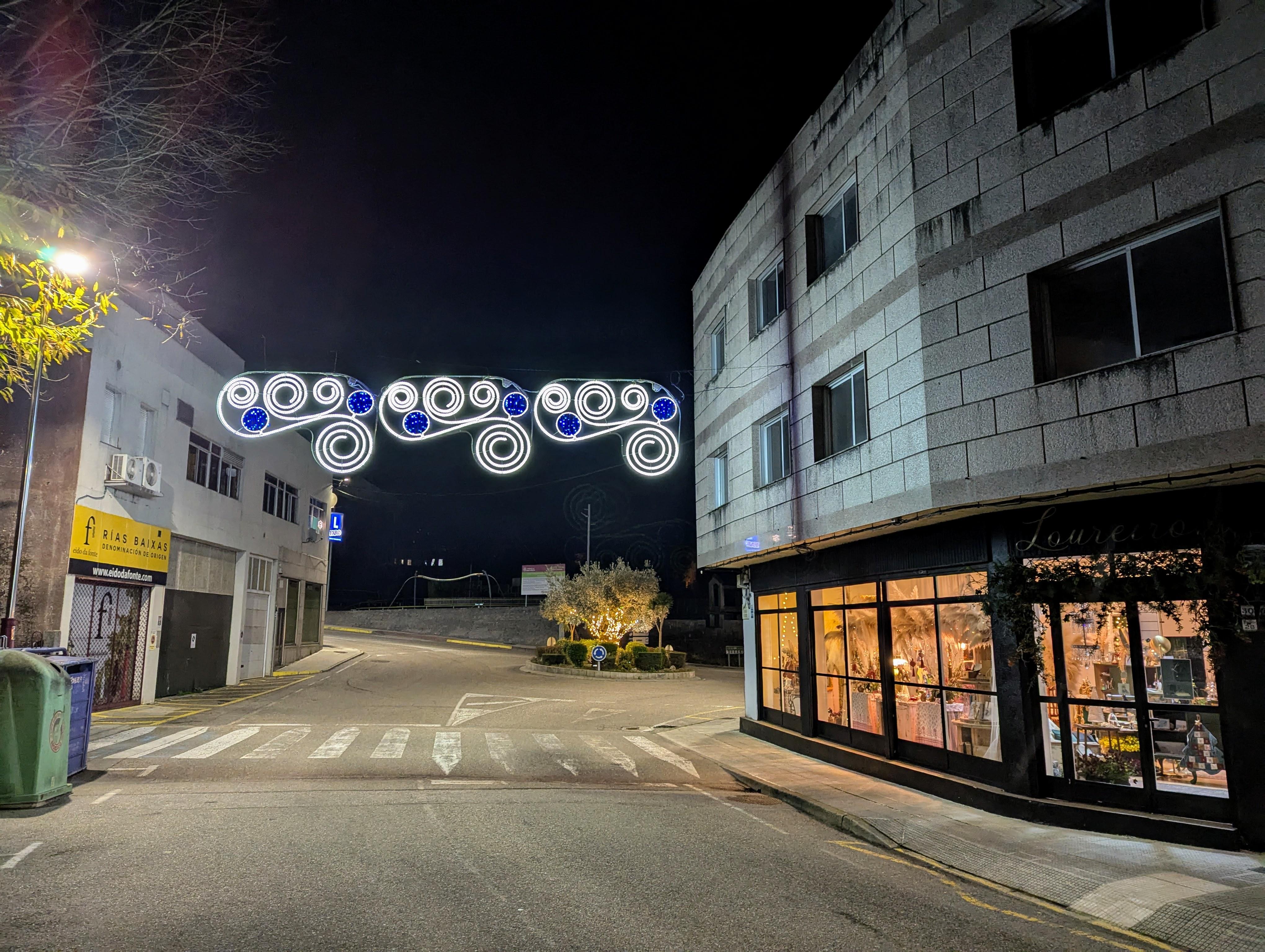 Presentamos a reportaxe das Luces da Cañiza neste Nadal 2024 & 2025