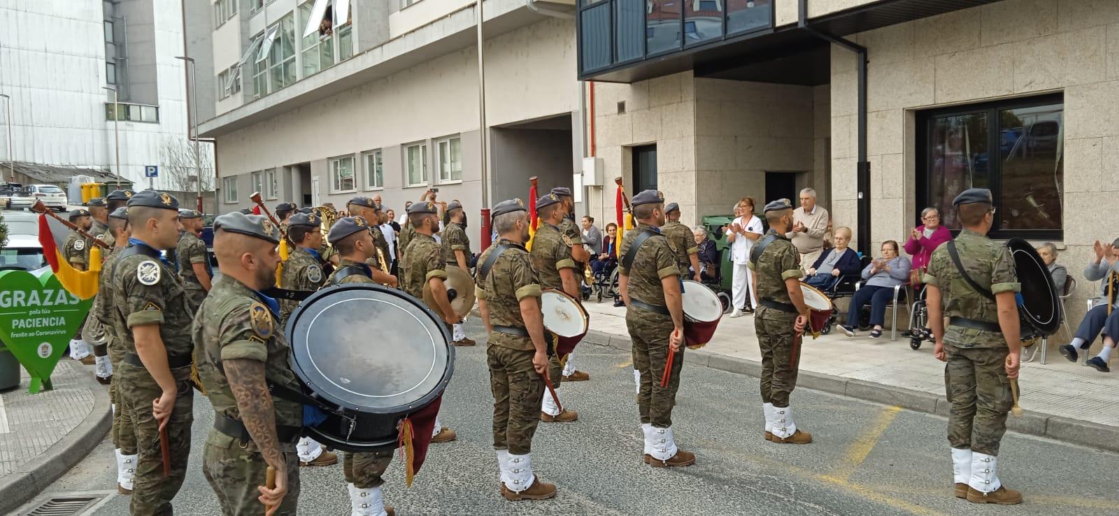 Onte A Cañiza vestiuse de gala para celebrar a procesión na honra do Santísimo Cristo da Agonía e da Nosa Señora A Virxe dos Dolores