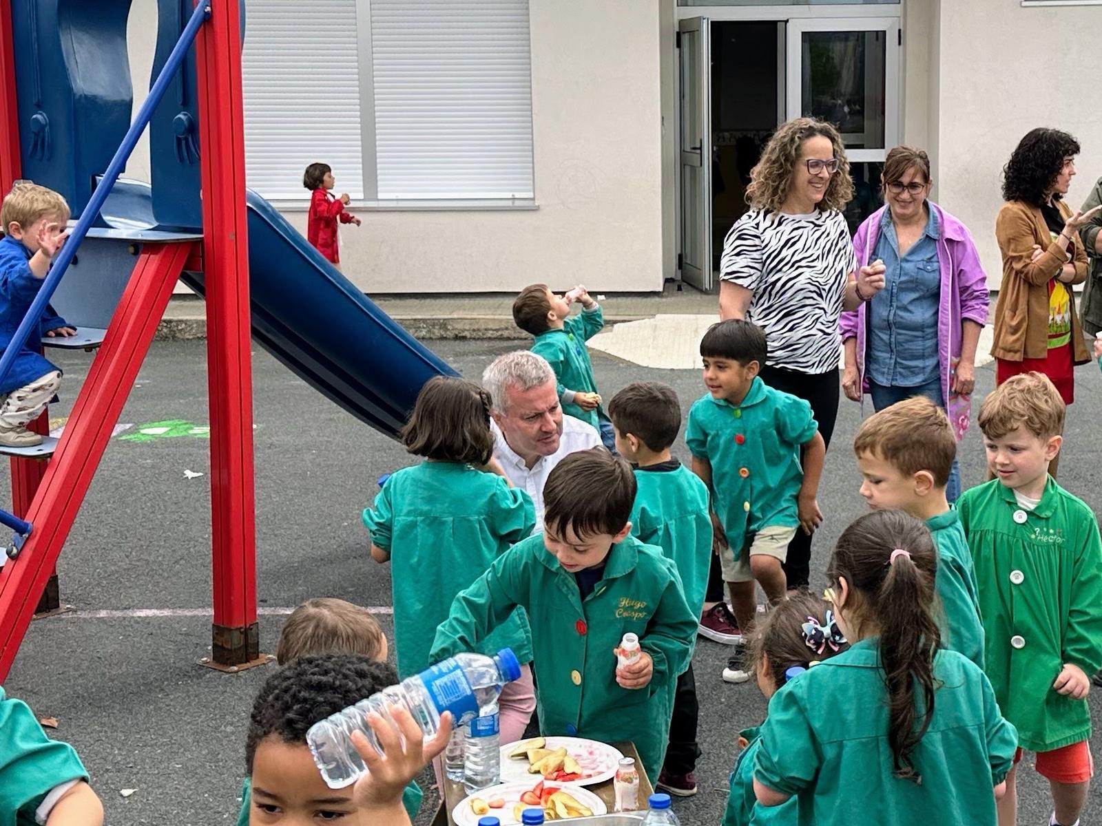 O Alcalde Luis Piña inaugura as III xornadas de “almorzos saudables” nos centros escolares da Cañiza