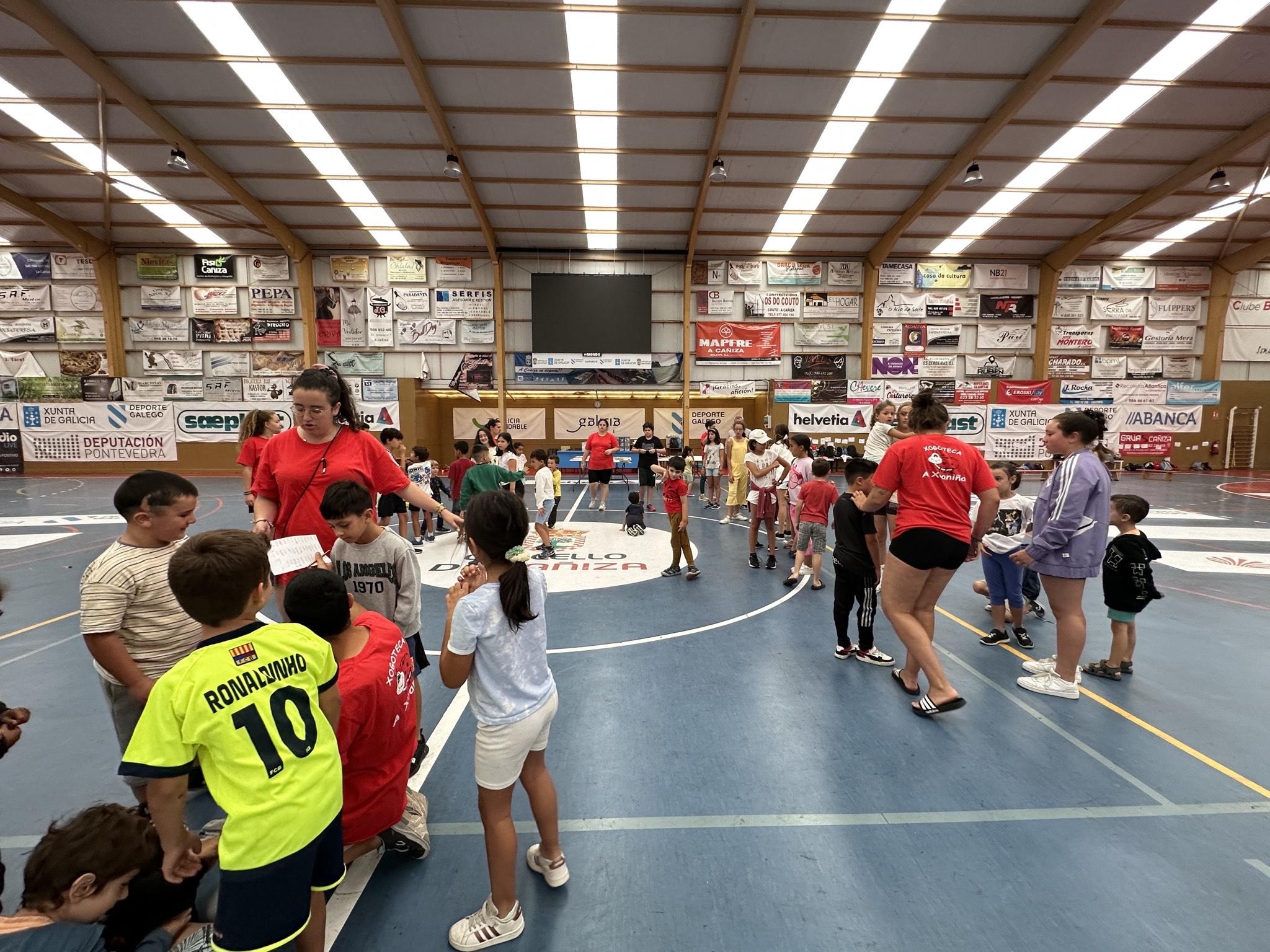 Visitando aos nen@s do campamento "Eu Quero SER", nesta 2ª quenda de xullo