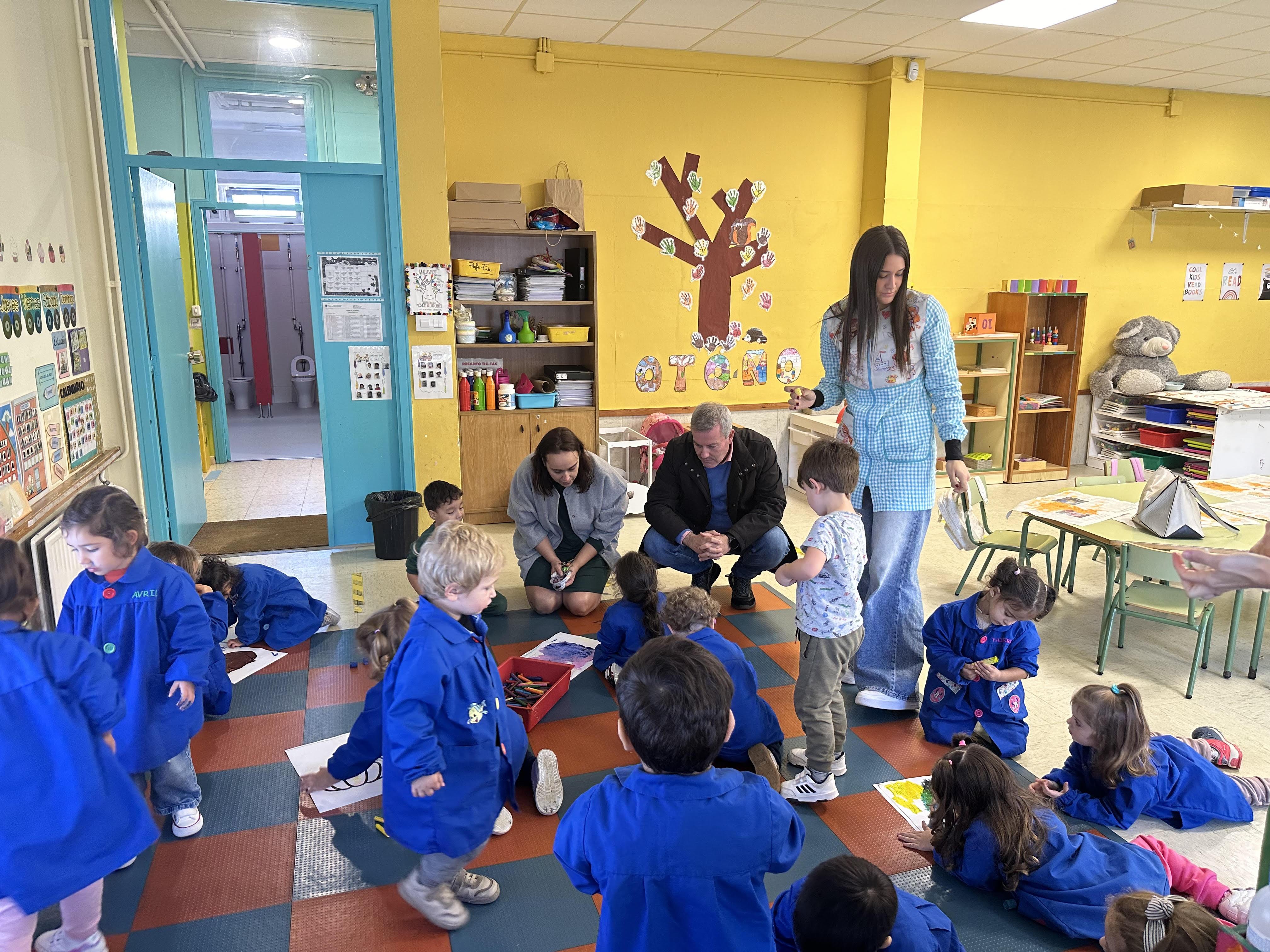 O Alcalde visita os centros escolares de Valeixe e A Cañiza para escoitar da man das súas Directoras como transcorreu o inicio deste novo curso escolar