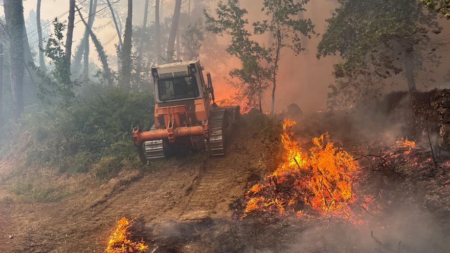 A Xunta de Galicia e o Concello da Cañiza asinan un convenio para paliar os gastos e danos ocasionados polo incendio forestal do 30 de xullo 