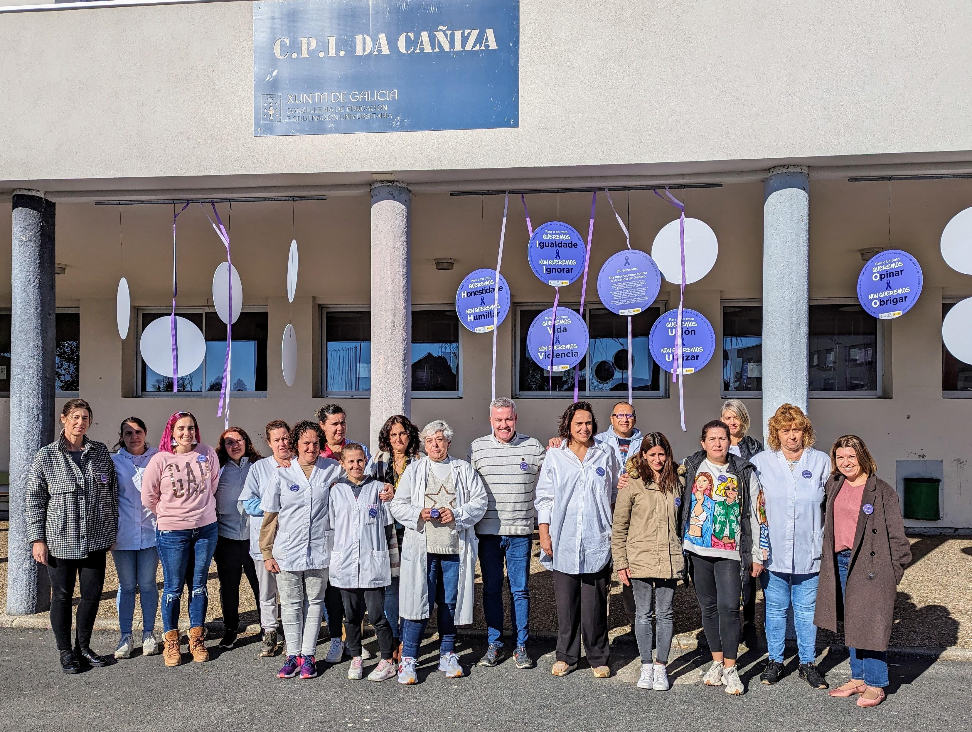 25N. O Concello presenta o seu  «ABECEDARIO para o BO TRATO»