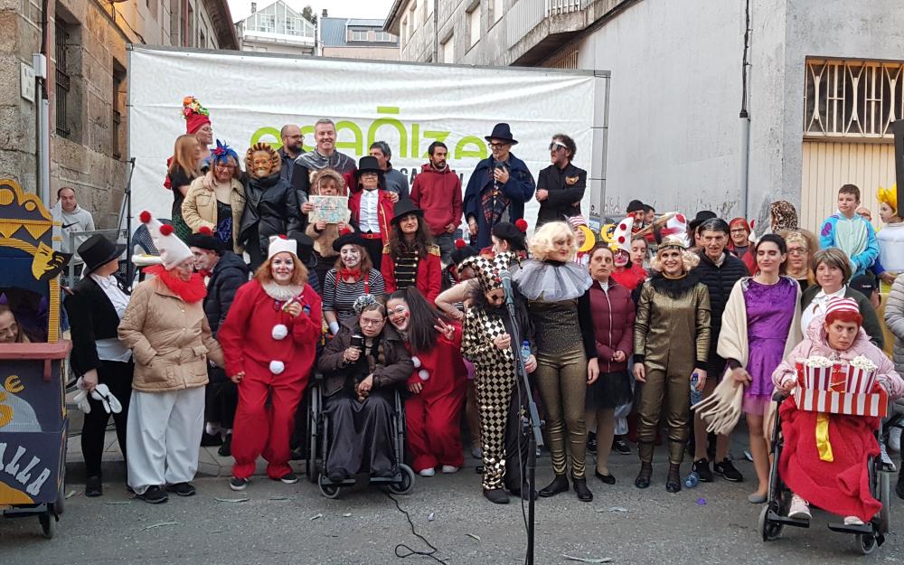 A Cañiza volve a celebrar o seu entroido co «Concurso de Comparsas» que congregou este domingo a centos de veciñ@s e case 200 participantes na rúas do Centro.