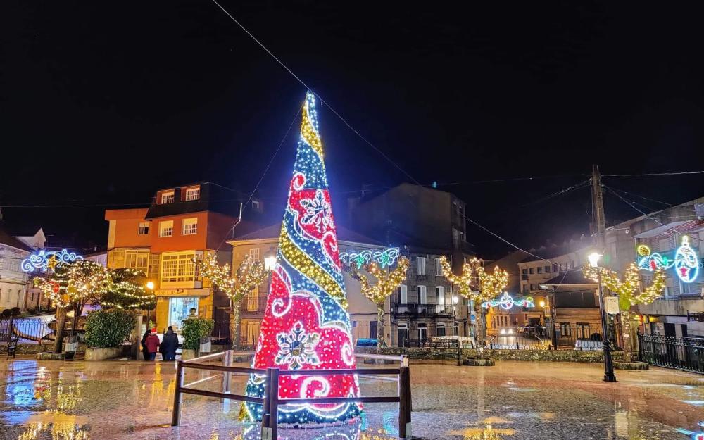Acendido das Luces de Nadal. Mañá sábado 3 de decembro na Praza Maior a partires das 19h