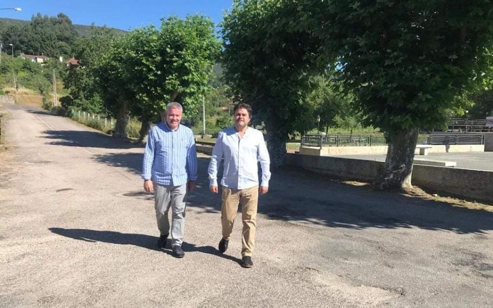 As obras de reparacion da estrada que une a parroquia de Luneda co nucleo da Cañiza están a piques de comezar