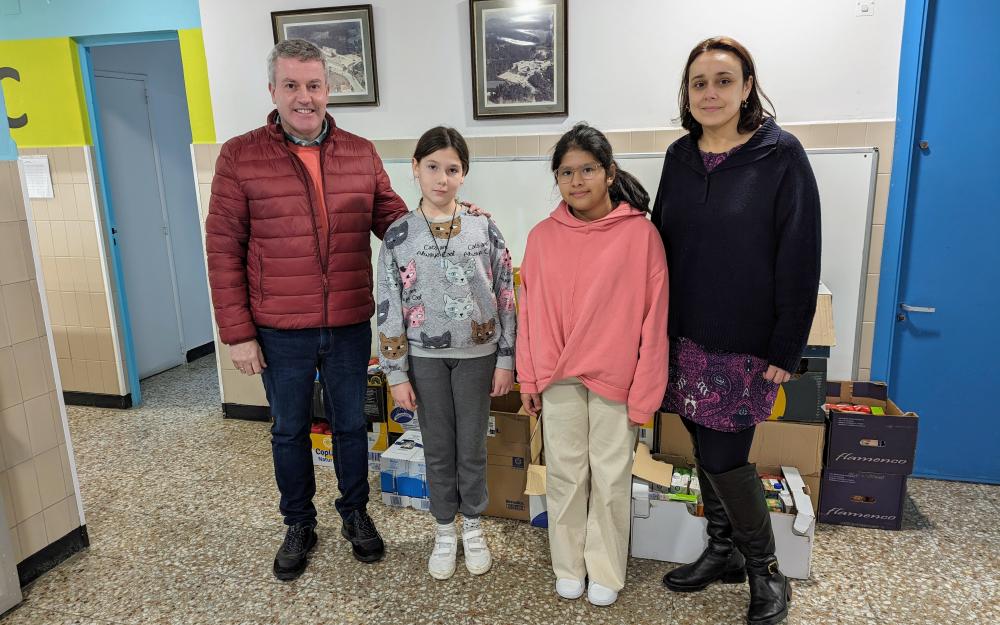 @s alumn@s do CPI da Cañiza recadan 1500 kilos de productos de alimentación e hixiene para o Almacén Solidario do Concello