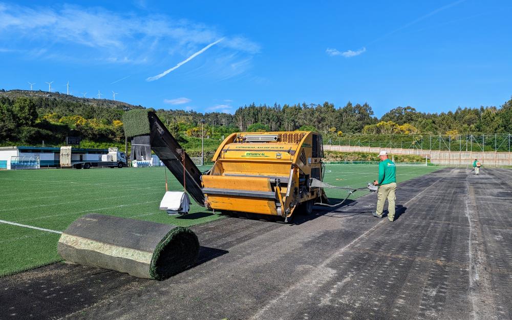 Iniciamos as obras de reforma do campo de fútbol de Augas Férreas