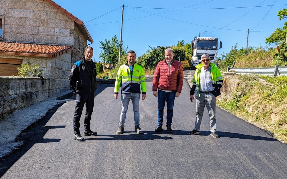 Rematan as obras de mellora dos camiños de Raposeiras en Achas, Aldeíña e o acceso Senande – Xesteira en Petán