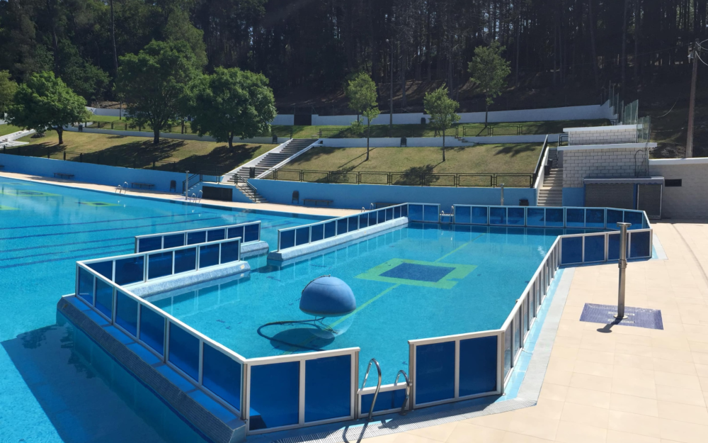 o 1 de xullo abrimos as instalacións da piscina de As Grades e da Praia Fluvial de Luneda 