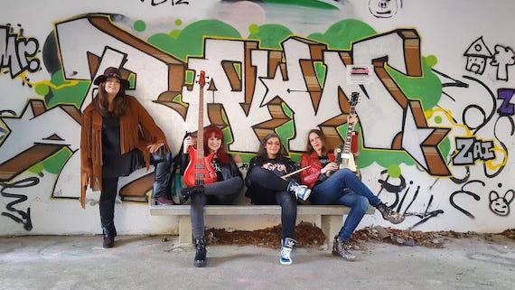 Concerto a cargo do Grupo de Rock Suevia o mércores 17 de agosto de 2022 a partires das 22h na Praza Maior da Cañiza