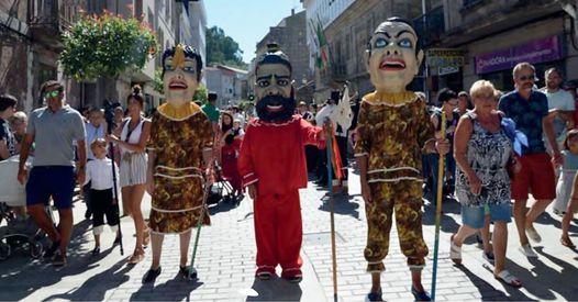 Centenarios Cabezudos da Cañiza. Pasarrúas o 14 de agosto a partires das 12 da mañá